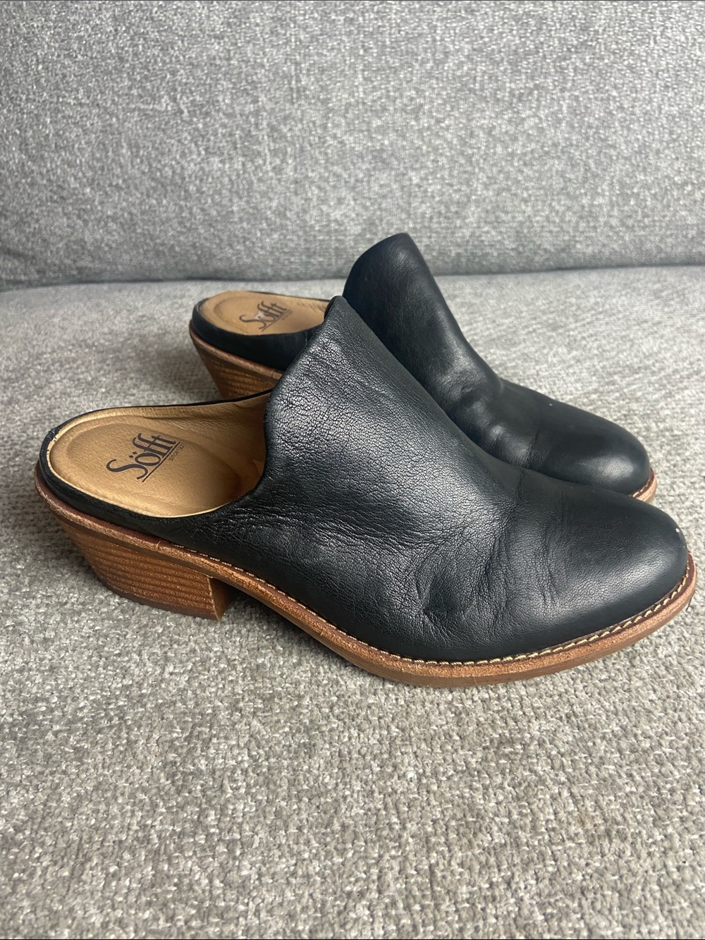 Sofft Black Leather Slip-On Mules with Brown Stacked Heel size 7.5